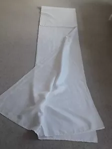 Vintage Large White Damask Tablecloth Approx' 108" X 90" Excellent Condition - Picture 1 of 8