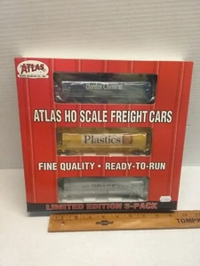 HO Scale ATLAS Freight Cars 3-Pack Borden, Shell, W R Grace New Limited edition - Picture 1 of 24