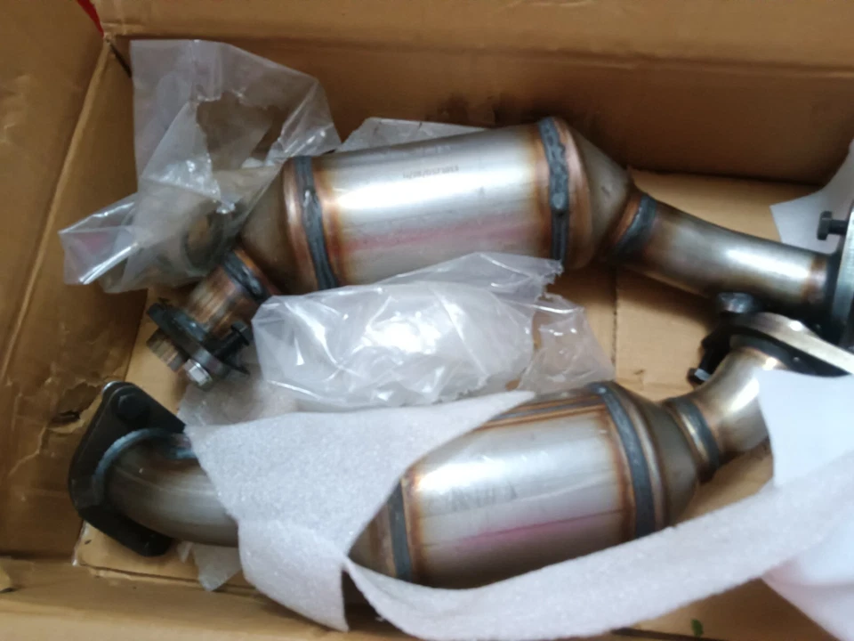 Convertidor catalítico-EPA Walker 16544 para 04-07 Cadillac CTS 3,6 L-V6 Foto 1 de 1