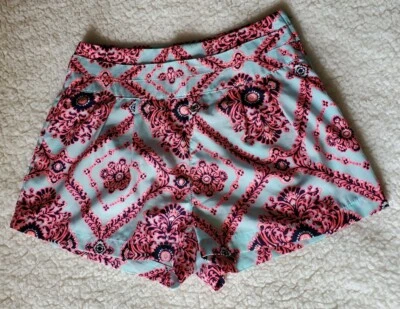 Pantalones Cortos Charlotte Russe Cintura Alta Elásticos Turquesa Floral Informales Pequeños Foto 1 de 4