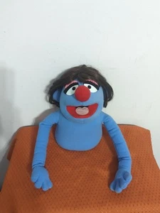 The Muppets WhatNot Workshop FAO negro - marioneta de mano azul pelo castaño - Imagen 1 de 12