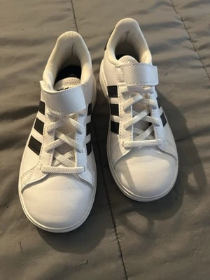 Adidas Grand Court 2.0 Blanco/Negro Tres Rayas Zapatos para Niños - Talla 12 NUEVO GW6521 Foto 1 de 3