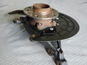 2017-2022 JEEP COMPASS FRONT RIGHT PASSENGER SIDE SPINDLE KNUCLE OEM 68259528AB - Picture 1 of 8