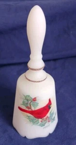 Vintage 1994 Fenton Satin Glass Bell CARDINAL & HOLLY Handbemalt und Signiert - Bild 1 von 10
