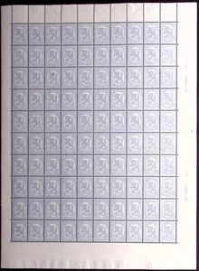FINLAND: 1917-1929 Full 10 x 10 Sheet 10p Light Blue Coat of Arms - Unused - Picture 1 of 2