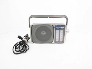 Panasonic RF-2400D AM/FM Radio Silver & Gray - Clean, Tested & Working - Picture 1 of 8