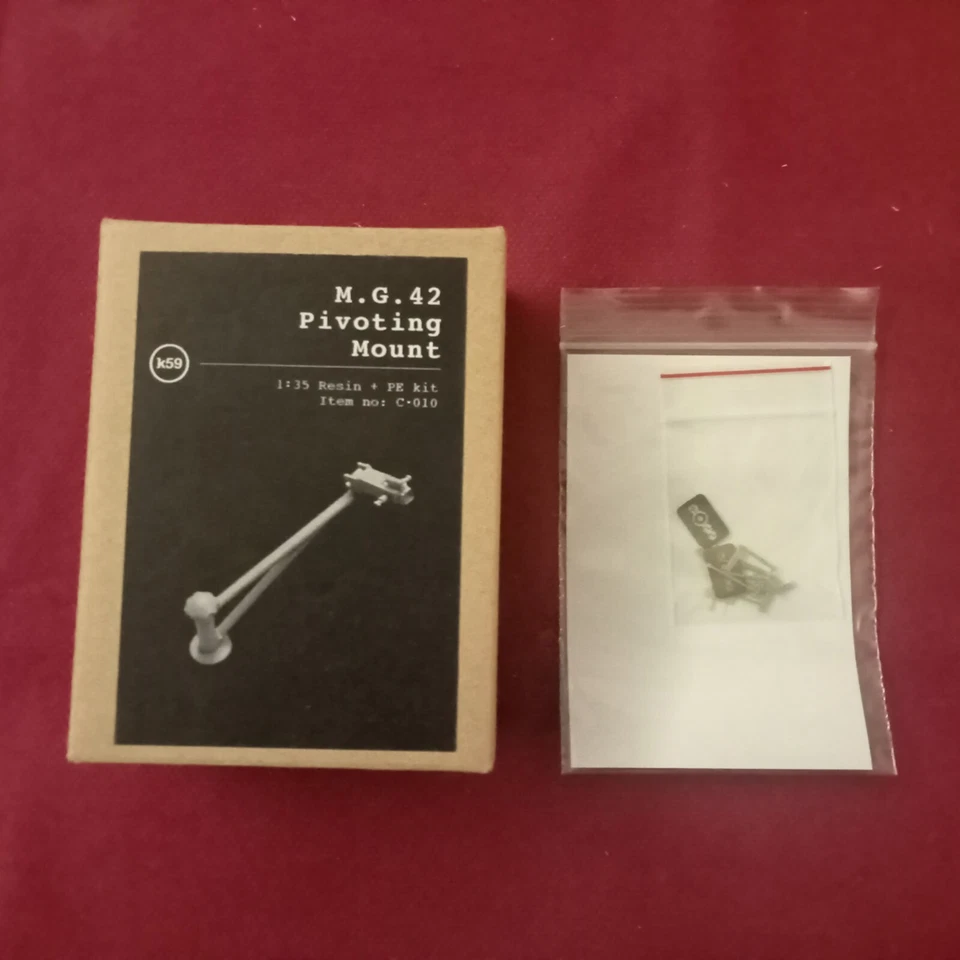 MG 42  Pivoting Mount (2pcs) - Scale 1/35 K59 C-010 - Immagine 1 di 1