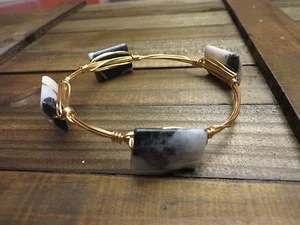 Brazalete Hecho en EE. UU. Inspirado en Diseñador 24KT GP Alambre con Piedras Preciosas $79 - Imagen 1 de 1