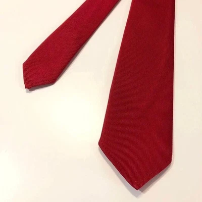 Gucci Rojo Corbata Lisa Mezcla Algodón Clásico Cuello Largo Prendas Usadas Foto 1 de 4