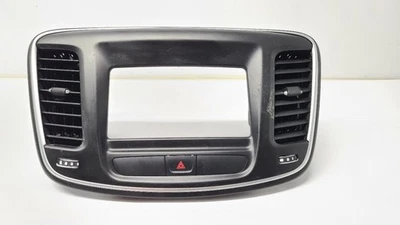 Chrysler 200 2015 16 2017 radio central tablero frontal bisel Foto 1 de 4