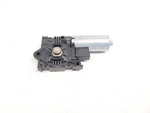 2015-2021 VOLKSWAGEN JETTA SUNROOF MOTOR DRIVE UNIT OEM - Picture 1 of 7