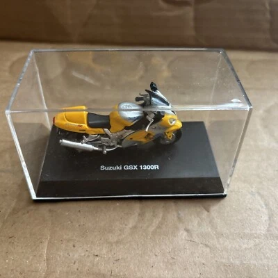 NewRAY Suzuki GSX 1300R 1:32 Scale Motorcycle Mini Bike - Image 1 of 4
