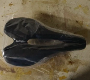 SoRider Bicycle Seat With Taillights - Picture 1 of 5