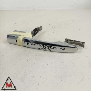 Maniglia esterna anteriore sinistra per Lancia Phedra 2002-2010 usata (91826) - Foto 1 di 7