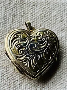 Gold Vermeil Heart Locket ~ Vintage West Germany ~ 925 Hallmark - Picture 1 of 7