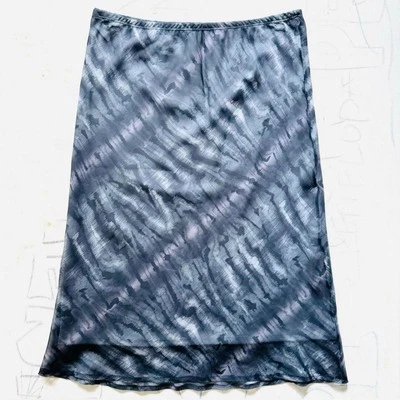 ¡Al máximo! Falda midi vintage y nueva de los años 90. Foto 1 de 4