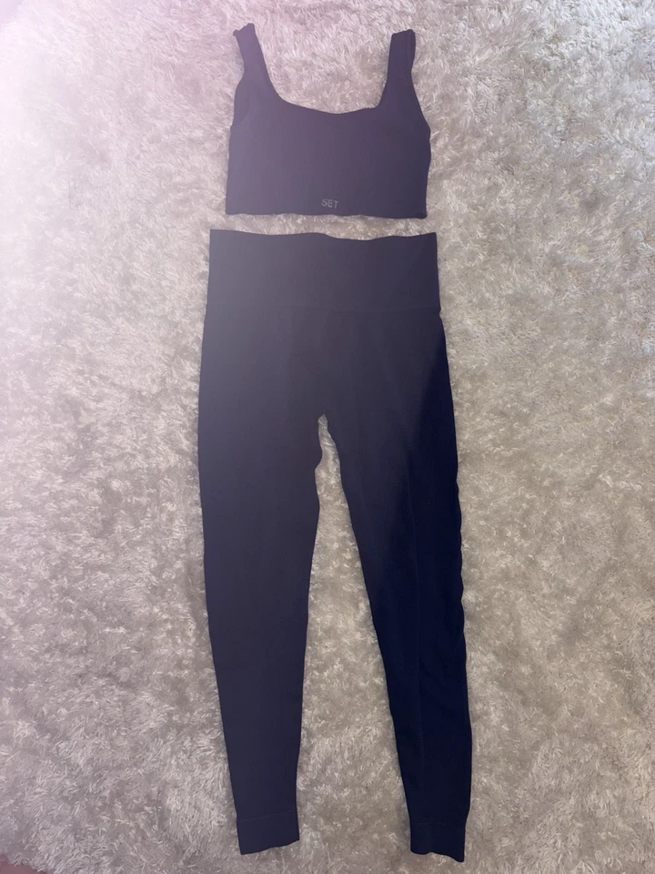  Conjunto de sujetador y leggings deportivos activos azul oscuro talla M Foto 1 de 3