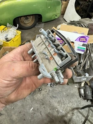 1964 1965 LINCOLN CONTINENTAL ORIGINAL VACUUM RELAY DISTRIBUTION UNIT 64 65 OG - Image 1 of 4