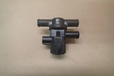 2016 KAWASAKI NINJA ZX-14R КЛАПАН PCV ВОЗДУШНЫЙ ПЕРЕКЛЮЧАЮЩИЙ КЛАПАН PCV - Изображение 1 из 4