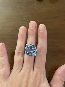 Sterling Silver Ring With Large Pale Blue Cubic Zirconia Gemstone - Picture 1 of 4