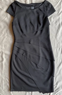 Vestido saks five avenue para mujer 4 etiqueta negra drapeado en capas MIDI pequeño negro Foto 1 de 4