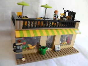 Lego MOC Lebensmittelladen mit Dachterasse Tante Emma Laden - Bild 1 von 13