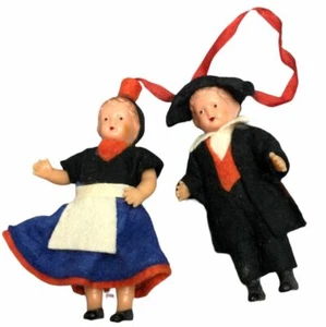 "Lote/2 muñecas de plástico vintage para niñas y niños con ropa de fieltro unir con cinta 3 1/4" - Imagen 1 de 2