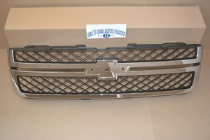Chevrolet Silverado 2500 3500 Front Chrome GRILLE w/o emblem new OEM 20966058 - Picture 1 of 1