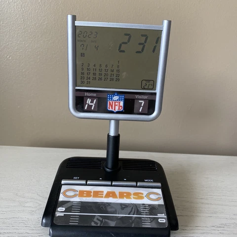 VINTAGE Chicago Bears Goal Post Alarm Clock NFL Scoreboard Football Battery READ Cover