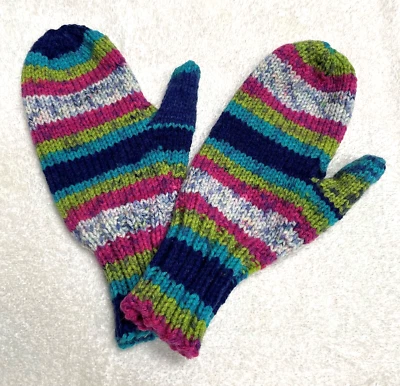 Рукавицы для взрослых ручной вязки средние/большие - темно-синие/белые/розовые в полоску - Изображение 1 из 2