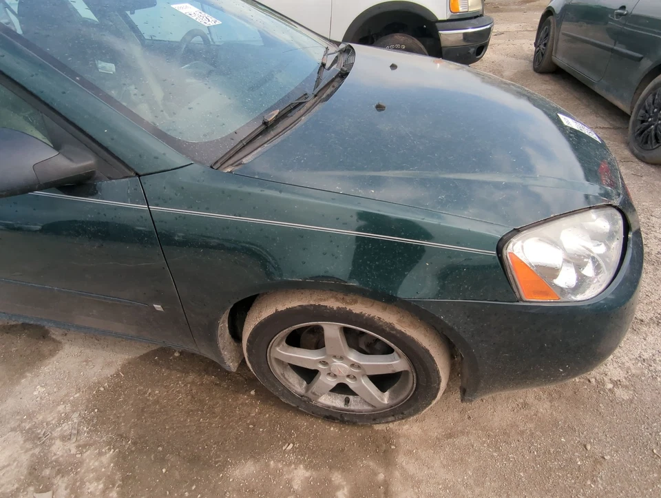 Guardabarros de pasajeros Pontiac G6 2005-2010 AT53T Foto 1 de 1