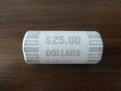 2000 P Sacagawea $1 Golden Dollar - U.S. Mint Wrapped Roll - 25 Coins - Image 1 of 4