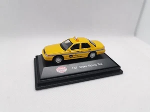 model power minis/ Crown Victoria Taxi/ 1:87 - Bild 1 von 2