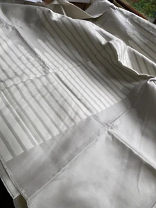 2.3m x 142cm Silk & Cotton Cream/Putty Brocade Furnishing fabric remnant crafts - Picture 1 of 6