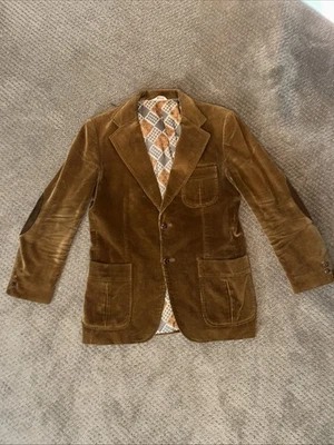 1970S Vintage Corduroy Sport Coat.  Decorative Rayon Lining.  Great Condition. - Image 1 of 4