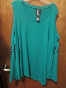 WOMAN'S NEW DIRECTION 2X SHIRT CUT OUT SHOULDERS BELL SLEEVES GREEN NEW - Picture 1 of 4