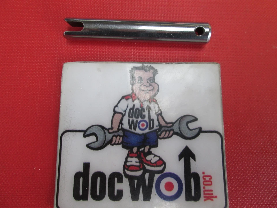 Albero motore pompa olio nuova Suzuki RMZ250 2011-17 RMZ450 2008-17 16443-28H00 RM2242