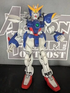 GUNDAM ARCH ENEMY 2002 COLLECTORS SERIES Modellino WING GUNDAM ZERO Robot - Foto 1 di 6