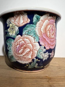 Vintage chinesisches Porzellan Famille Rose Übertopf kobaltblau Hintergrund keine Chips - Bild 1 von 6