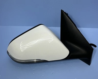 2015-2017 HYUNDAI SONATA RIGHT PASSENGER SIDE MIRROR W/ BLIND SPOT OEM CODE WW8 - Image 1 of 4