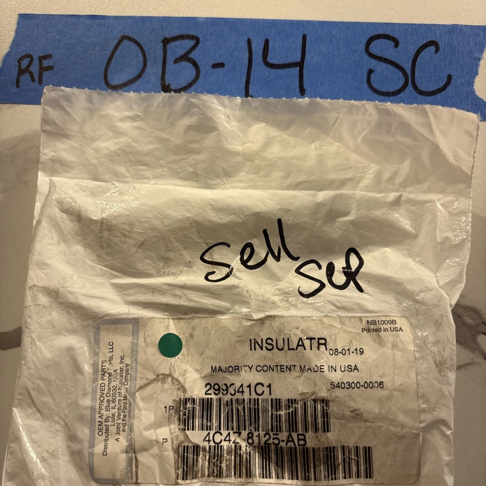 Aislador de goma genuino Ford 4C4Z-8125-AB se adapta a montaje F-250 F-350 Super Duty OEM Foto 1 de 4