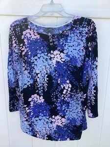 Unknown Blue Floral Women’s Lightweight Sweater - Picture 1 of 6
