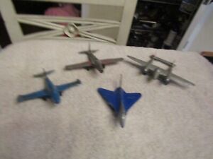 Vintage Tootsietoy Airplanes Lot  USAF Navy Panther Sky Ray Shooting Star P-38