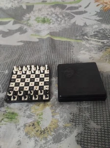 USSR travel chess pin Moscow - Picture 1 of 12