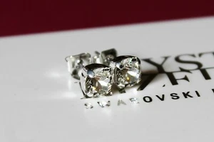Silver Plated Stud Earrings made with Clear Swarovski Crystal Elements - Picture 1 of 2
