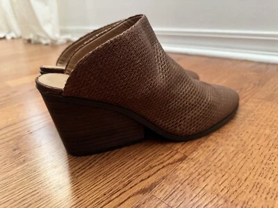NWOB Lucky Brand Mules US 12 Gold Brown Leather Upper Heel 3 1/2 in LK-Larsson - Image 1 of 4