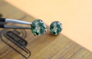 Tachuelas de ágata de musgo de 6 mm enchapadas en oro de 14 quilates de plata de ley 925 - Imagen 1 de 8