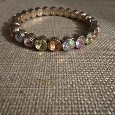 Plunder Rhinestone Magnetic Bangle/Multi - Pastels/ Gold Tone — 第 1/4 张图片