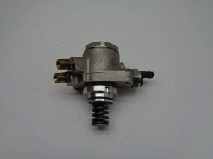Audi R8 V10 Kraftstoffpumpe 07L127026T Hochruckpumpe RS3 RSQ3 TTRS 07L127025N - Picture 1 of 7