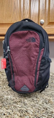 Mochila para mujer North Face Vault Flexvent granate negra Foto 1 de 4